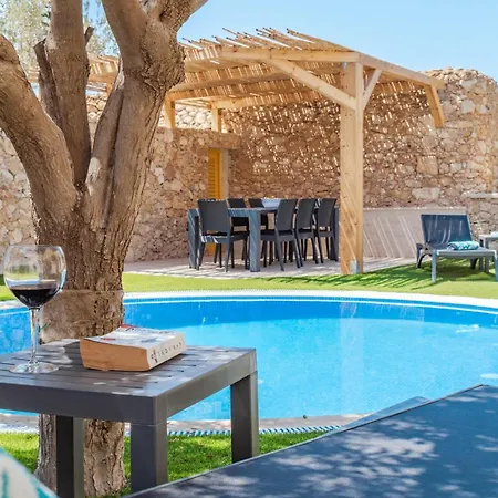 Oliva Sleeps 8 With Gym *