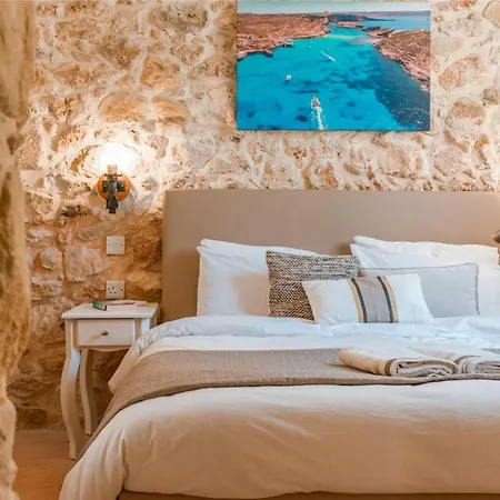 Oliva Sleeps 8 With Gym Villa *