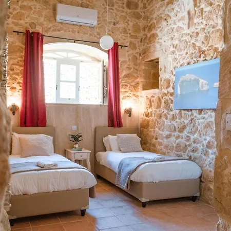 Oliva Sleeps 8 With Gym Villa *